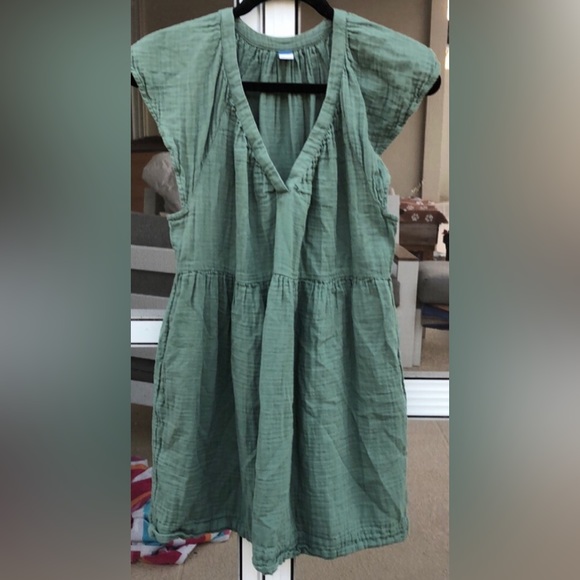 Old Navy Dresses & Skirts - Worn once! - OLD NAVY Babydoll Mini Dress - Made In India